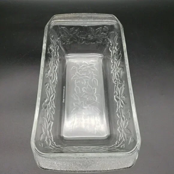 PRINCESS HOUSE Fantasia Glass Bread Loaf Pan – Embossed Floral Vintage Bakeware - Picture 3 of 8